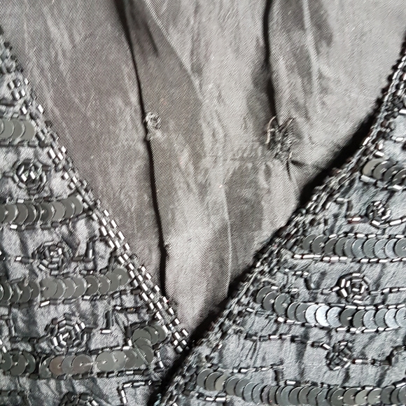 🌏 Vintage 100% Silk Sequined Vest • Sz M - Picture 10 of 16